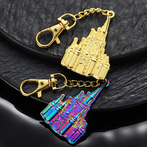 Tùy chỉnh Keyring Dập nổi 3D kim loại kẽm hợp kim cá nhân logo vòng chìa khóa PVD mạ Vàng phim hoạt hình lâu đài tùy chỉnh móc khóa - Product Image 4