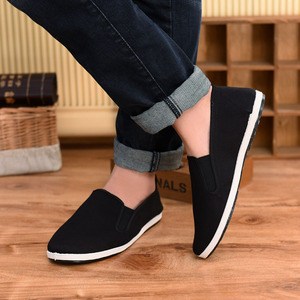 <span class=keywords><strong>Chaussures</strong></span> de <span class=keywords><strong>Kung</strong></span> <span class=keywords><strong>Fu</strong></span> traditionnelles écologiques unisexes <span class=keywords><strong>Chaussures</strong></span> d'hiver confortables pour les arts martiaux de Tai Chi en caoutchouc naturel pour toutes les saisons - Product Image 3