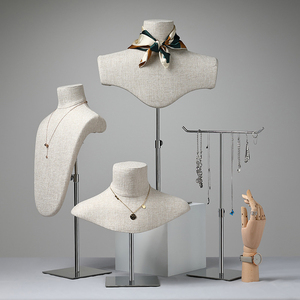 Vitrine de magasin de bijoux Présentoir en porte-bijoux en microfibre personnalisé Présentoir pour colliers Présentoir en métal Buste Mannequins - Product Image 2