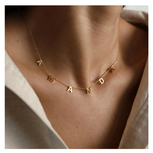 Collier ras du cou personnalisé avec lettres espacées fait à la main collier avec nom initial personnalisé pour cadeau de meilleur ami - Product Image 1
