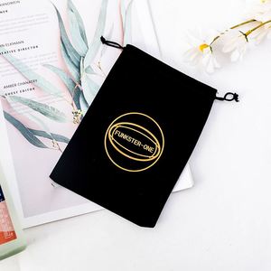 Pochette à bijoux en velours avec logo personnalisé, prix de gros disponibles pour l'emballage de cadeaux et de bijoux de luxe - Product Image 3