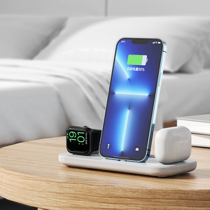 3 1 chargeur de bureau à charge rapide support de téléphone pliable support Type-C Port GAN matériel prend en charge la charge sans fil <span class=keywords><strong>Android</strong></span> - Product Image 4