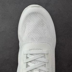 Chaussures en toile à lacets haut de gamme, marques de luxe, avec des éléments de design à la mode, incarnant le style de designer haut de gamme - Product Image 6