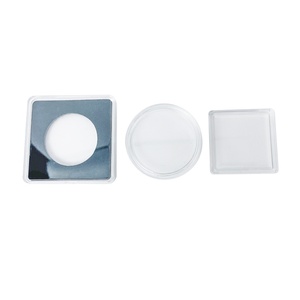 Boîtier de présentation carré en acrylique sur mesure pour jetons de défi, avec logo couleur personnalisé, support transparent pour jetons de 2 pouces - Product Image 6