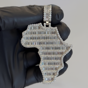 Colgante de Plata de Ley 925 con Diamante Moissanita de África - Product Image 1