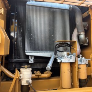 Excavatrice sur chenilles Caterpillar 329D2L d'occasion, modèle 2020, moteur 158KW, capacité de la benne de 1,5m³, 29200KG, 4001-6000 heures de fonctionnement, bon état - Product Image 6