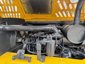 Miniexcavadora Komatsu PC60 Usada de Buena Calidad, Pocas Horas de Uso, Motor Diésel Bien Mantenido, Bomba Hidráulica, Perfecta para Paisajismo - Product Image 3