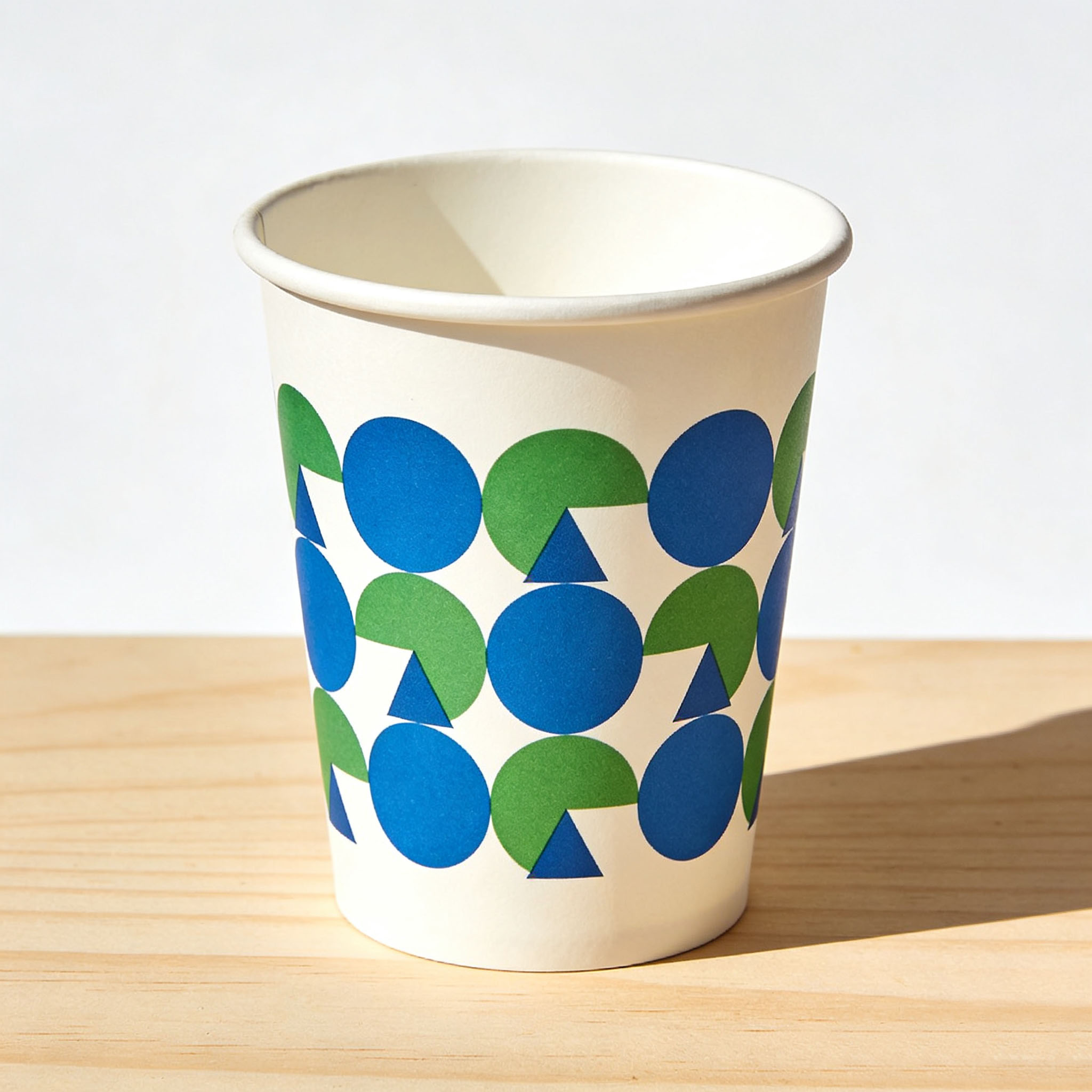 Colorful Waterproof White Cardboard Paper Cup Disposable 100% Wood Pulp Food Grade Cold Drink Paper Cup for Cola Coffee Beverage