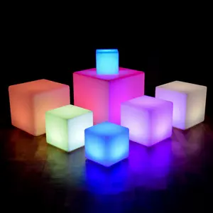 Penjualan Laris LED Kubus Bertenaga Luar Ruangan Tahan Air Taman RGB Lampu Hias Kursi Kubus
