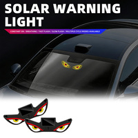 Nouvelle Lampe LED Décorative Sans Fil à Énergie Solaire Effet « Demon Eye » pour Voiture 2026 – Lumière d'Ambiance pour Vitre Arrière Disponible en Quatre Couleurs
