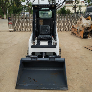 Minicargadora Bobcat S70 Usada, Máquina de Construcción en Buen Estado, en Venta - Product Image 2