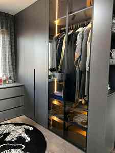 Armario de dormitorio moderno y personalizado de fábrica, puerta de madera maciza, portátil y ajustable para uso en muebles del hogar - Product Image 6