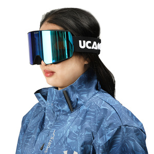 Gafas de esquí Ucaco de doble capa antivaho con lentes fotocromáticas inteligentes para uso diurno y nocturno, talla única - Product Image 2