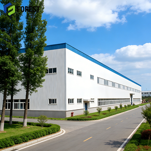 Centre de distribution en acier industriel personnalisé avec système de toiture à panneaux solaires, usine certifiée ISO9001 - Product Image 1