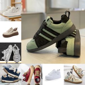 Manufacturer Direct Sales Wholesale <b>Mixed</b> Styles of Men's/women's Sports Shoes Bundled in Bulk Casual Shoes Supplier Clearance - Product Image 2