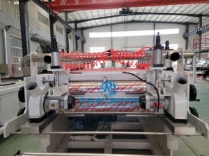 Ligne d'extrusion de feuilles de porte en PVC / Machine de fabrication de plaques de porte en WPC massif / Ligne de production - Product Image 4