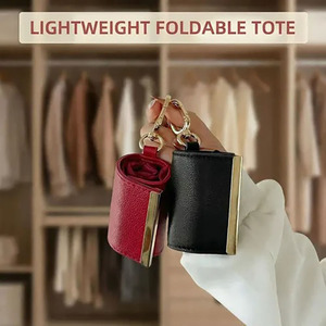 <span class=keywords><strong>Sac</strong></span> fourre-tout en cuir personnalisé, pliable, réutilisable, mini, <span class=keywords><strong>avec</strong></span> porte-clés, fermeture à bouton, sangle à chaîne, grande capacité, pour femmes, usage quotidien - Product Image 3