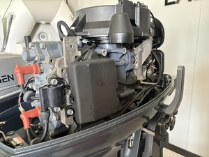Vente directe d'usine Moteurs <span class=keywords><strong>hors</strong></span>-<span class=keywords><strong>bord</strong></span> à essence Yamaha 40 <span class=keywords><strong>CV</strong></span> 2 temps <span class=keywords><strong>Moteur</strong></span> <span class=keywords><strong>hors</strong></span>-<span class=keywords><strong>bord</strong></span> <span class=keywords><strong>électrique</strong></span> - Product Image 4