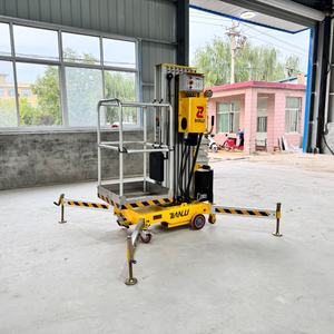 खुरदुरे इलाके के लिए 10 मीटर मस्तूल इलेक्ट्रिक लिफ्ट प्लेटफॉर्म 4-व्यक्ति क्षमता 0.4 2030 मिमी व्हीलबेस 0.41 मीटर ग्राउंड क्लियरेंस - Product Image 2