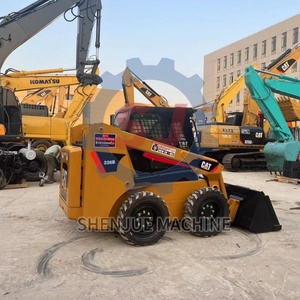 รถตักล้อยางมือสอง รุ่น Cat 226B ใช้งานน้อย ชั่วโมงการทำงานต่ำ |   สภาพเดิมแท้ 100% และประสิทธิภาพสูงสำหรับงานเกษตร/โครงการเทศบาล - Product Image 3