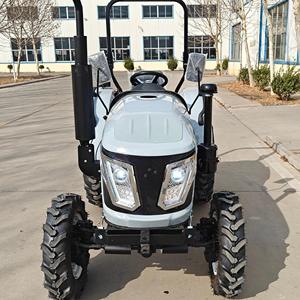 Tracteur à roues de 90 CV avec marchepieds larges et boîte de vitesses 8+2, cabine CE, chauffage, ROPS - Product Image 2