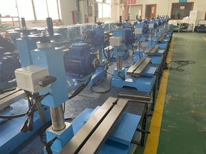 Meuleuse d'outils universelle industrielle 280V/380V/550W 220V Noyau de moteur Couteaux de fraisage Alésoirs Petite meuleuse de surface Scies à bois - Product Image 5