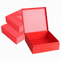 Boîte cadeau rigide à fermeture magnétique personnalisée, emballage écologique recyclable, boîte en papier de luxe laminée mate avec insert en éponge