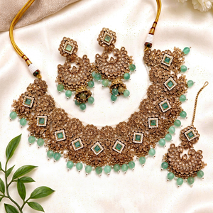 Gold Plated Zinc Alloy Pearl Kundan <b>Bridal</b> <b>Jewelry</b> <b>Set</b> Choker Necklace Drop Earrings Tikka High Quality Latest Designed - Product Image 1