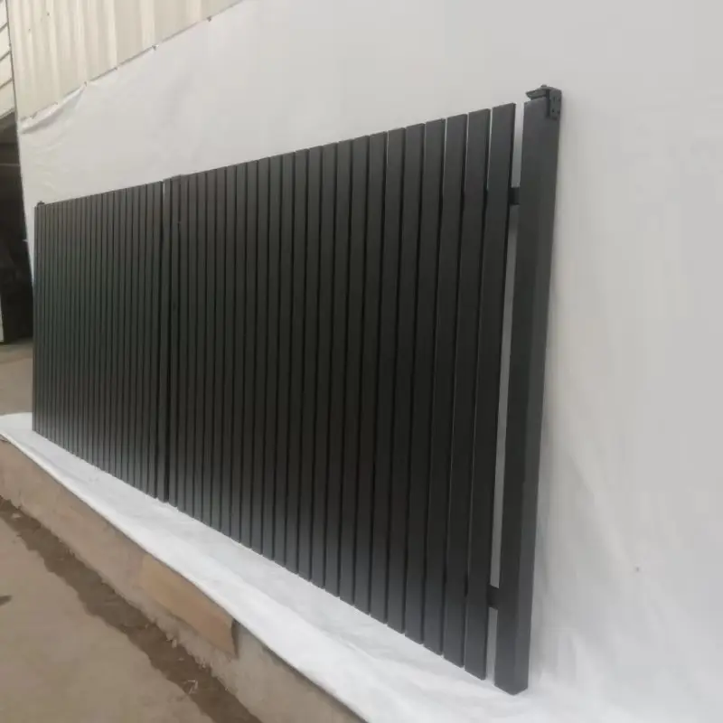 工場金属溶接白黒粉体塗装スラット垂直ガーデンアルミピケットフェンス