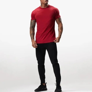 ผู้ผลิต OEM ขายส่ง เสื้อยืดคอกลมสำหรับออกกำลังกายผู้ชาย ไซส์ใหญ่ ผ้าทอซับเหงื่อ พิมพ์ลายเรียบง่าย - Product Image 3