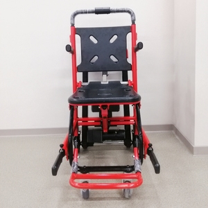 Elektrische trapbeklimmende rolstoel voor gehandicapten, 160 kg draagvermogen en 40 stappen/min. - Product Image 3