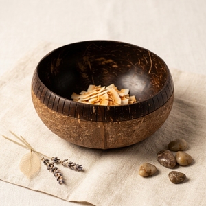 Bol en Coque de Noix de Coco Naturelle Zéro Déchet, Vaisselle de Cuisine Durable et Écologique, Logo Gravé Personnalisé, Production OEM Rapide - Product Image 1