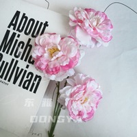 Rangkaian Bunga Buatan: Buket Dekorasi Ruang Tamu 3 Tangkai Bunga Koi dan Peony