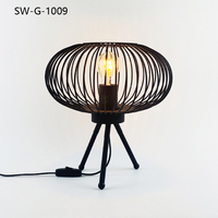 Lampe de table européenne moderne, portable, en métal noir, E27, cage, lampe de bureau, lampe de chevet LED pour chambre à coucher