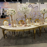 Table de réception de luxe pour événements et banquets, plateau en verre trempé Serpentine 2025, acier inoxydable doré