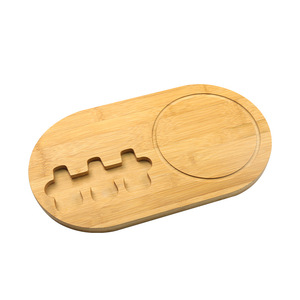 Juego de tablas de queso de bambú Chopstick Brothers con 3 cuchillos, tabla de cortar antideslizante para servir queso y uso en la cocina - Product Image 3
