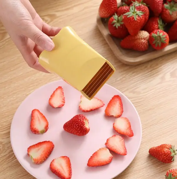 Erdbeer schneiden Obst platte Slicer Erdbeer Bananen presse Edelstahl Obsts ch neider Kreatives Küchen werkzeug