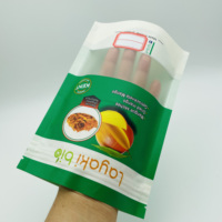 Op maat gemaakte glanzende bedrukte hitteverzegelbare hersluitbare ziplock stand-up pouch, vochtbestendig voor PE-gelamineerde notenverpakking voor voedselopslag