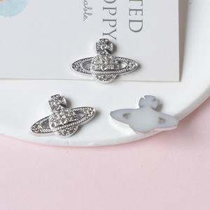 Ciondoli in Resina a Fondo Piatto Cabochon Cartoon Ornamenti per Artigianato Decorazioni con Colla a Crema Accessori Fai da Te per Cover di <span class=keywords><strong>Telefoni</strong></span> e Scarpe - Product Image 4