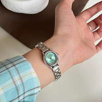 IEKE Nouvelle montre d'été écologique à cadran mini en quartz vert menthe fraîche pour femme, vente en gros d'usine, commerce extérieur, diffusion en direct
