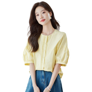 Chemisier plissé uni en coton à manches courtes pour <span class=keywords><strong>femme</strong></span> – Nouvelle collection été 2026 – Coupe ample amincissante - Product Image 5