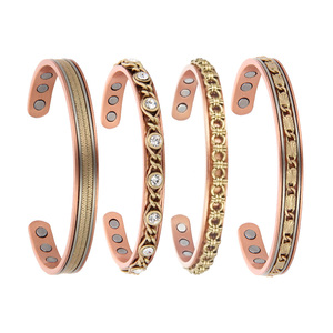 Bracciale magnetico fatto a mano in ottone di rame per le donne personalizzabile Birthstone gioielli guarigione pietre preziose proprietà di bilanciamento energetico - Product Image 1