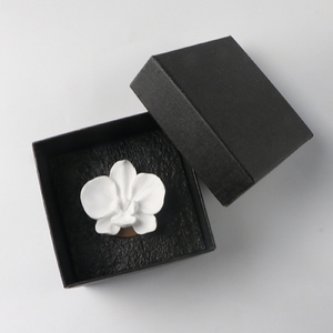 Coffret cadeau <span class=keywords><strong>de</strong></span> luxe Base en bois Diffuseur d'arômes d'orchidées en céramique Pansement <span class=keywords><strong>parfum</strong></span>é Désodorisant aux huiles essentielles <span class=keywords><strong>Parfum</strong></span> d'intérieur - Product Image 1