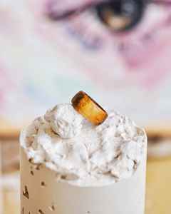 Anillo de Dedo Hecho a Mano con Resina y Madera, Joyería Única de Madera Natural con Acabado de Resina, Perfecto para Uso Diario Informal y en la Oficina - Product Image 2