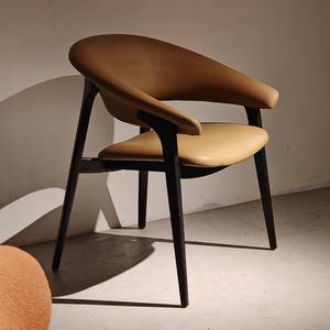 Chaises nordiques en bois noir Ensemble <span class=keywords><strong>de</strong></span> 6 chaises Mobilier moderne Chaise <span class=keywords><strong>De</strong></span> Salle a Manger Chaises <span class=keywords><strong>de</strong></span> restaurant <span class=keywords><strong>de</strong></span> salle à manger <span class=keywords><strong>de</strong></span> luxe - Product Image 2