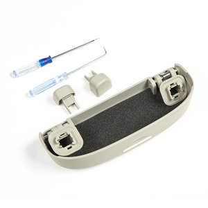 Accesorios interiores para automóviles para caja de gafas de sol Toyota y soporte para gafas de sol hecho de ABS y TPU - Product Image 6