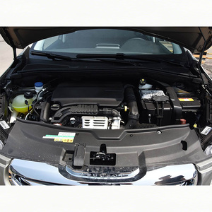 SUV Compatto Usato <span class=keywords><strong>Peugeot</strong></span> <span class=keywords><strong>2008</strong></span> 2016 230THP Automatico 2WD Basso Chilometraggio Ottime Condizioni <span class=keywords><strong>Auto</strong></span> Familiare - Product Image 6