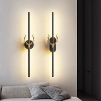 Lampe murale longue à LED, design minimaliste et créatif, éclairage en forme de bois de cerf, lampe à intensité variable pour chambre à coucher, chevet, salon, maison