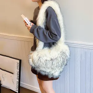 Wholesale Long Fur Heart-shape Shoulder Bags For Women Handbags Ladies Luxury Furry Valentine's Day Hand Bags