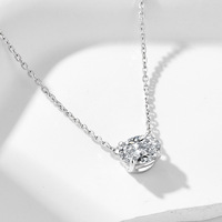 Collier solitaire classique en moissanite blanche plaqué or blanc sur argent sterling 925, bijoux de mariage de luxe